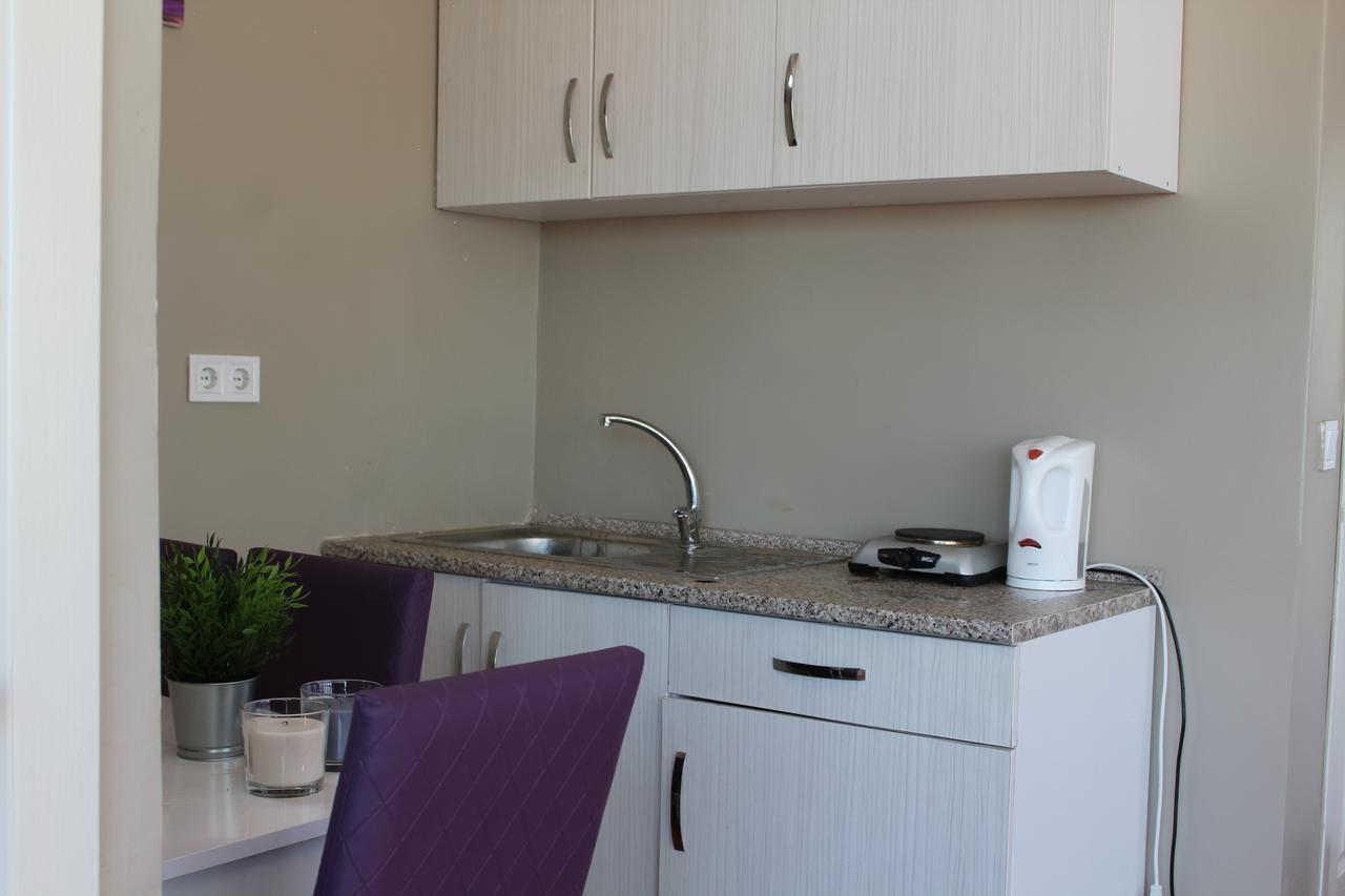 Likya Apart Hotel Istanbul Bagian luar foto